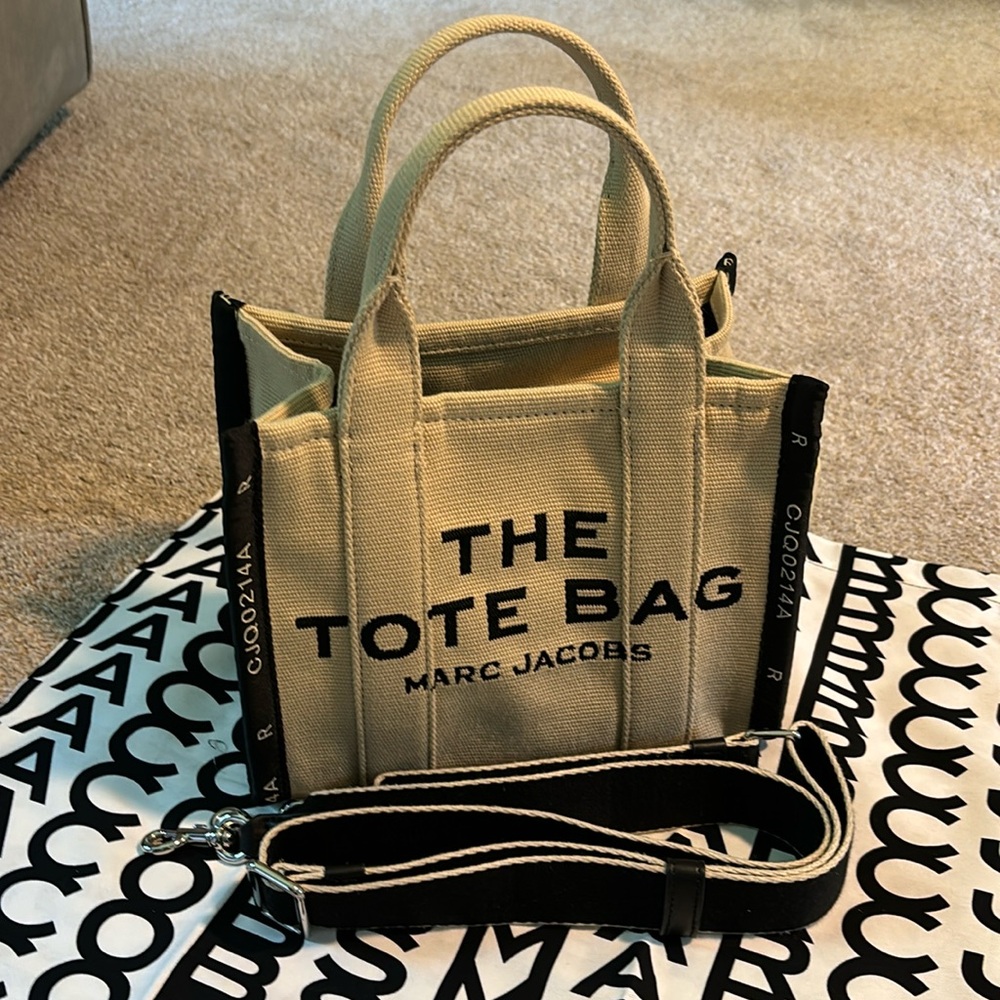 Marc Jacobs The Jacquard Small Tote Bag in Warm Sand